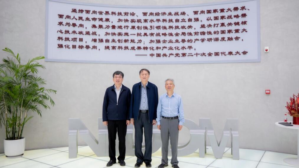 �Ї��ƌW(xu��)Ժ��ݶԺʿ��������ͨ��W(xu��)÷ѩ�ɽ��ڵ��L(f��ng)���Kʡ���ֻ��O